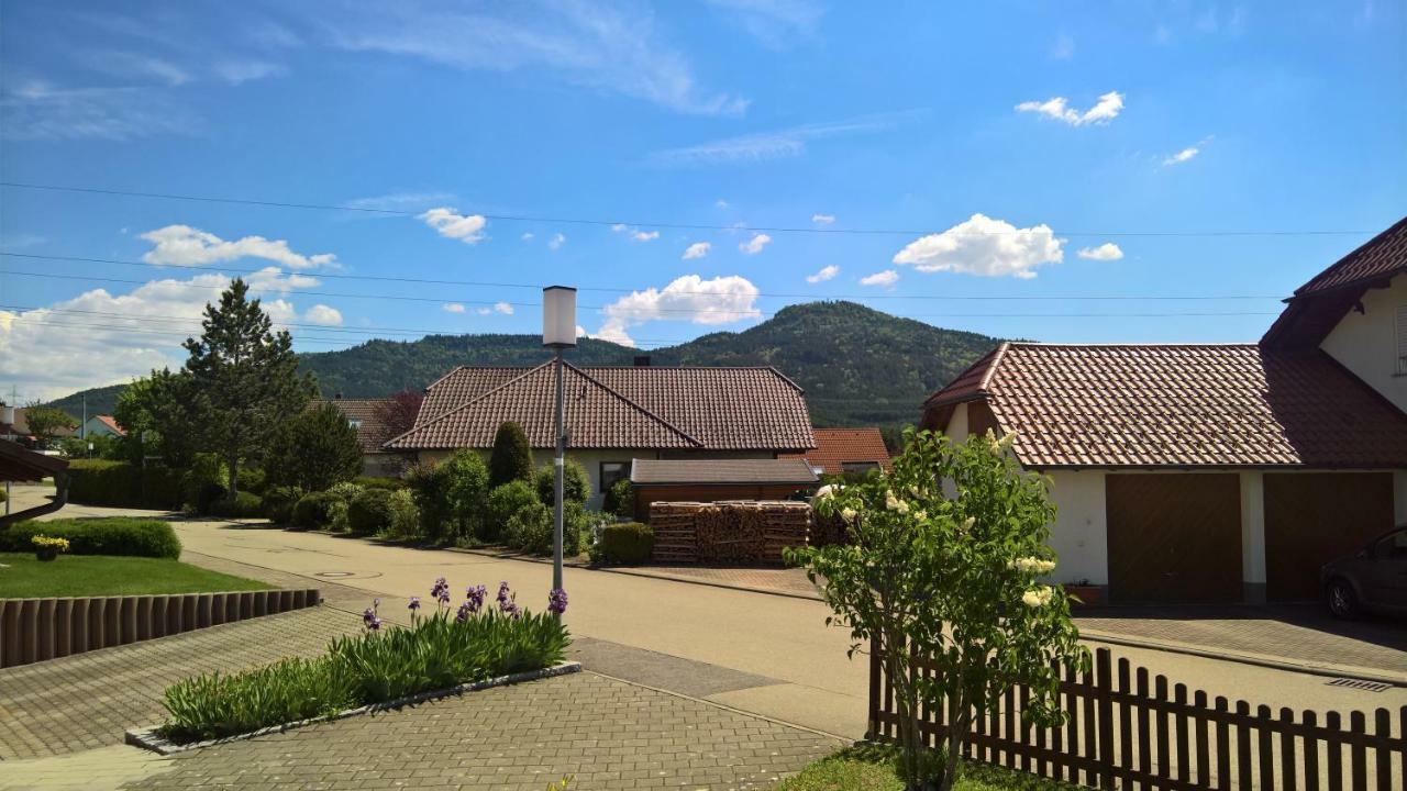 Ferienwohnung Lembergblick Wellendingen Exterior foto